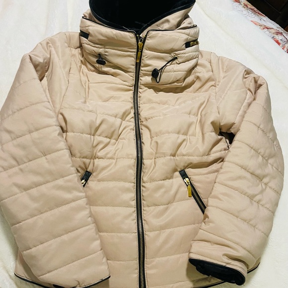 ✨PRETTY LITTLE THING MARA PUFFER JACKET UK 🇬🇧 - Picture 7 of 7